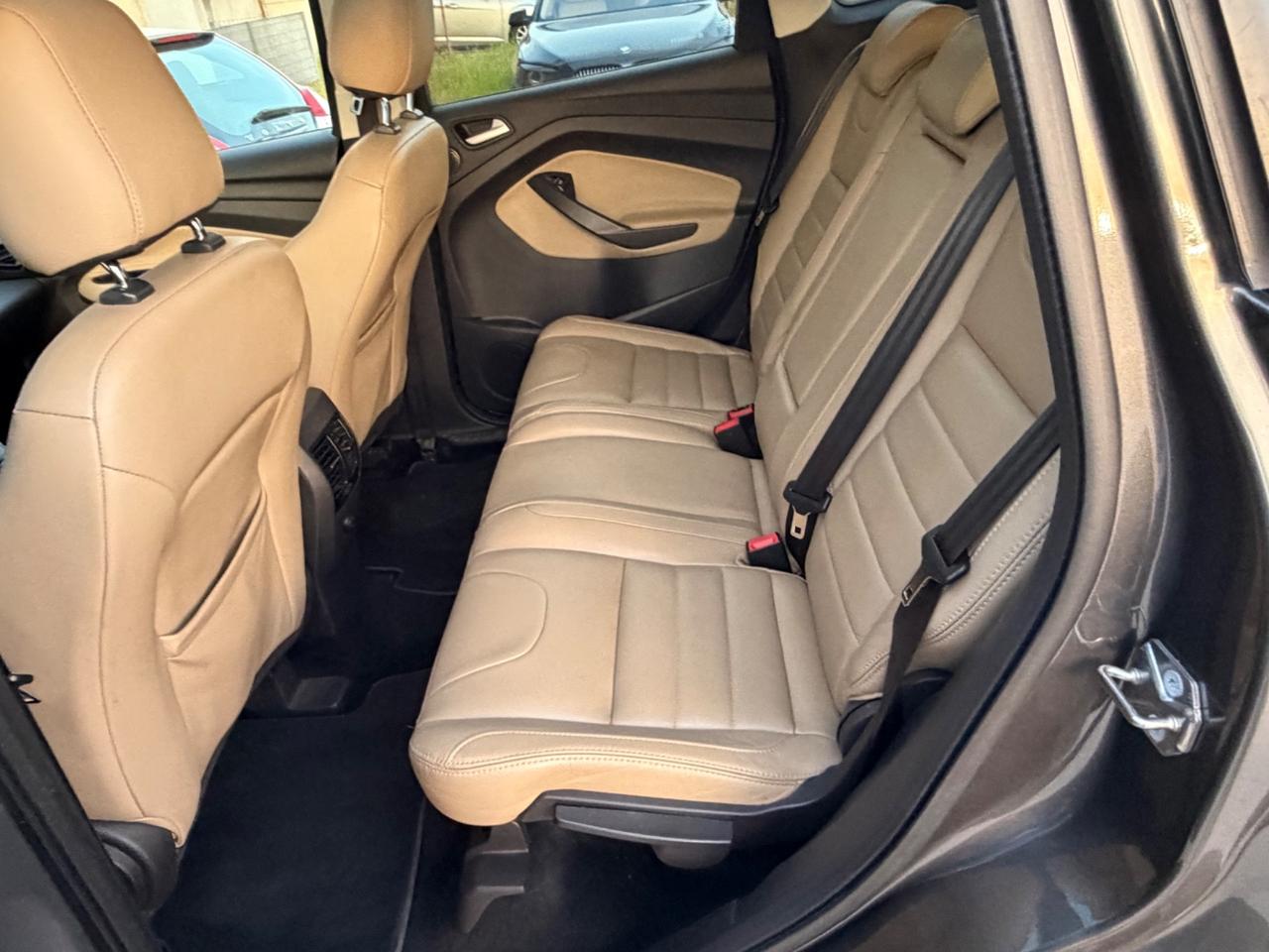 Ford Kuga 2.0 TDCI 120 CV S&S 2WD Titanium