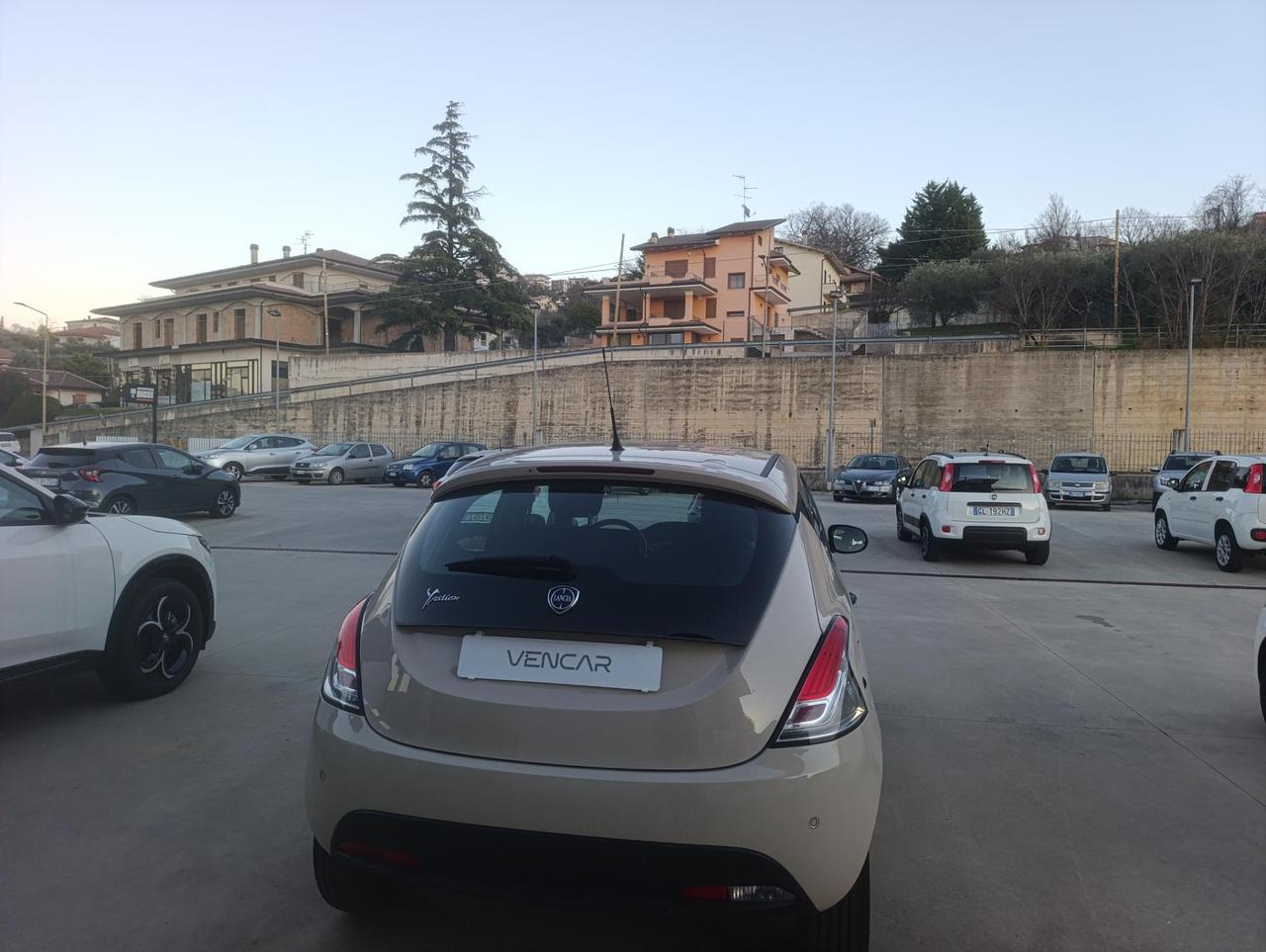 Lancia Ypsilon 5 Porte Ypsilon 1.3 mjt Silver s&s 95cv