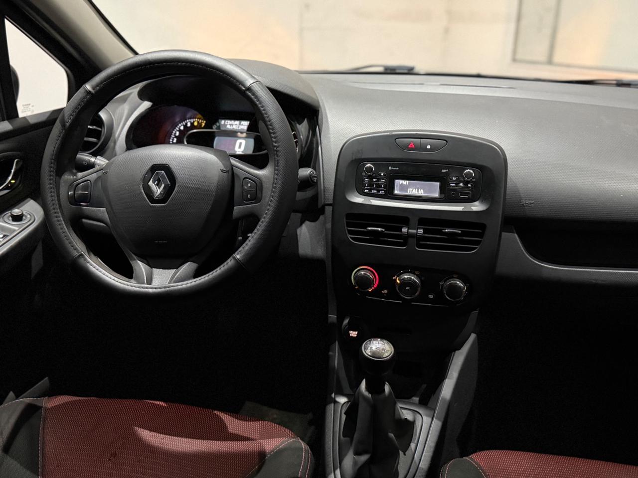 Renault Clio 1.2 75CV GPL cv75/kw55 Per Neopatentati