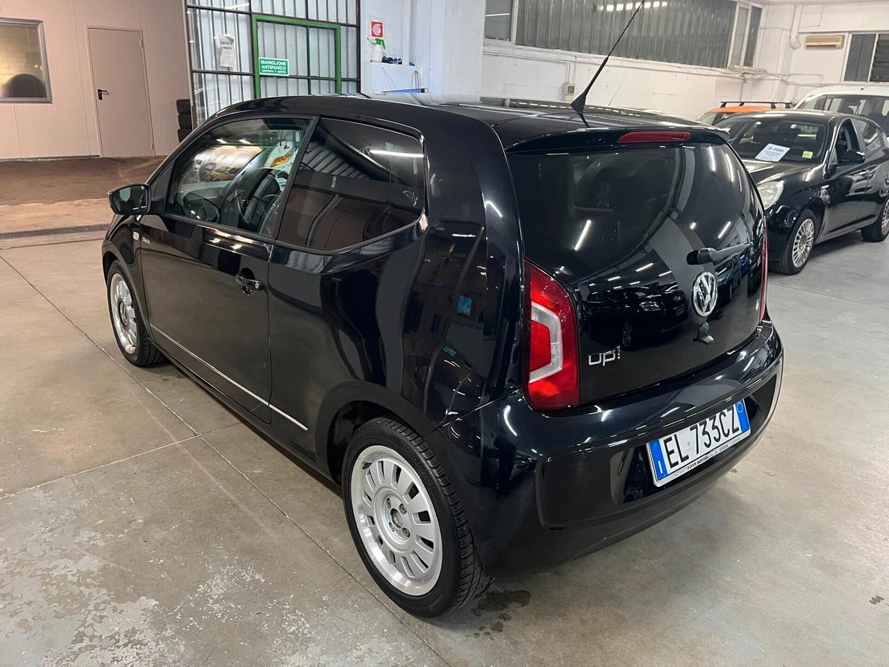Volkswagen up! 1.0 75 CV 3p. high