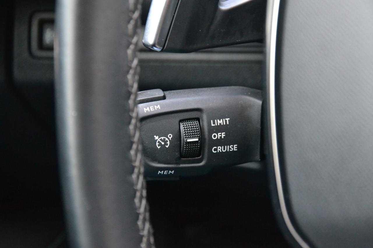 Peugeot 5008 1.5 HDi 130CV 7POSTI AUT.+NAV+LED+RCAM+PELLE+PDC