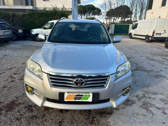 TOYOTA RAV 4 MY23 4X4 RAV4 2.2 D-4D 150 CV DPF Exclusive