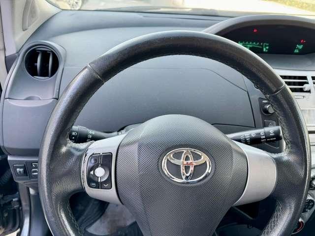 Toyota Yaris 1.4 D-4D 5 porte Sol