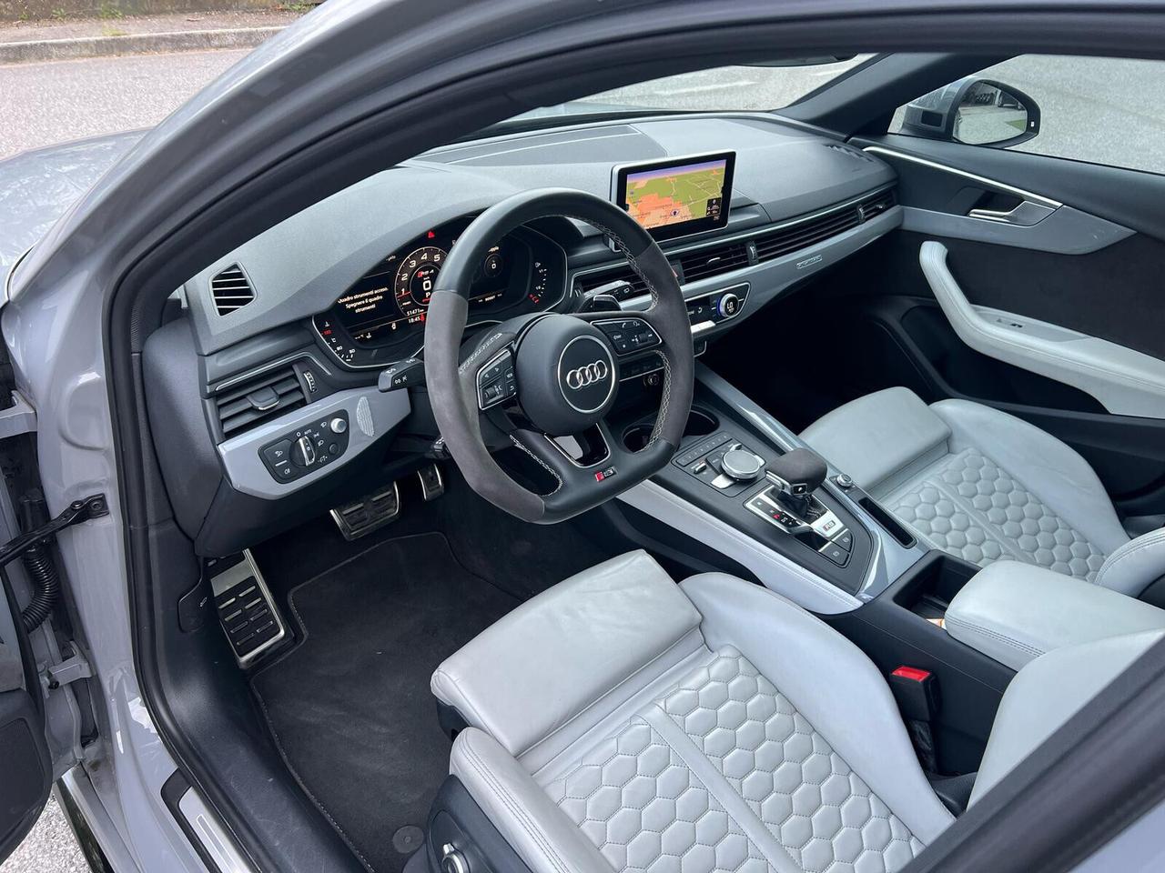 Audi A4 RS4 Avant 3.0 TFSI quattro RS 450CAVALLI