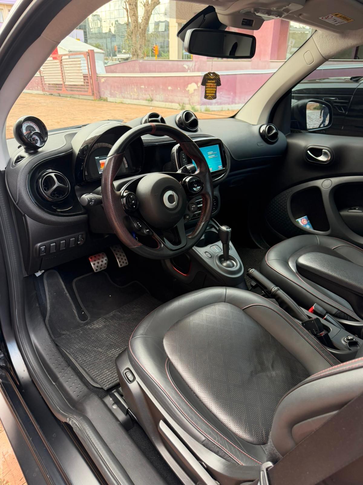 Smart ForTwo 1.0 PureBlack BRABUS Style