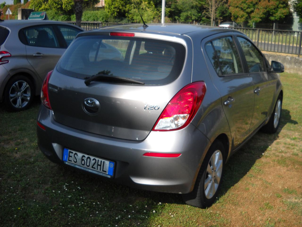 Hyundai i20 1.2 5p. Econext Sound Edition