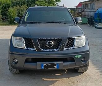 Nissan Navara 2.5 dCi 2 porte King Cab XE