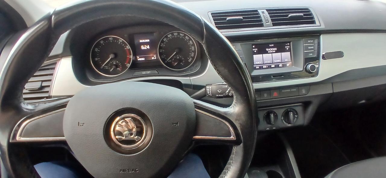 Skoda Fabia 1.0 benzina neopatentati