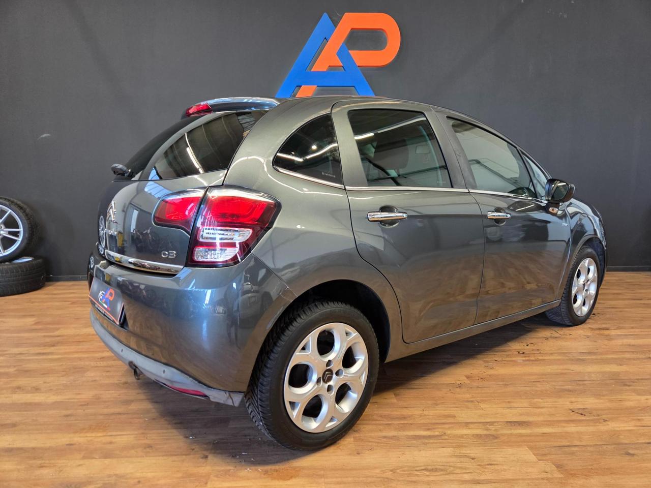 Citroen C3 1.2 puretech Exclusive 82cv E6