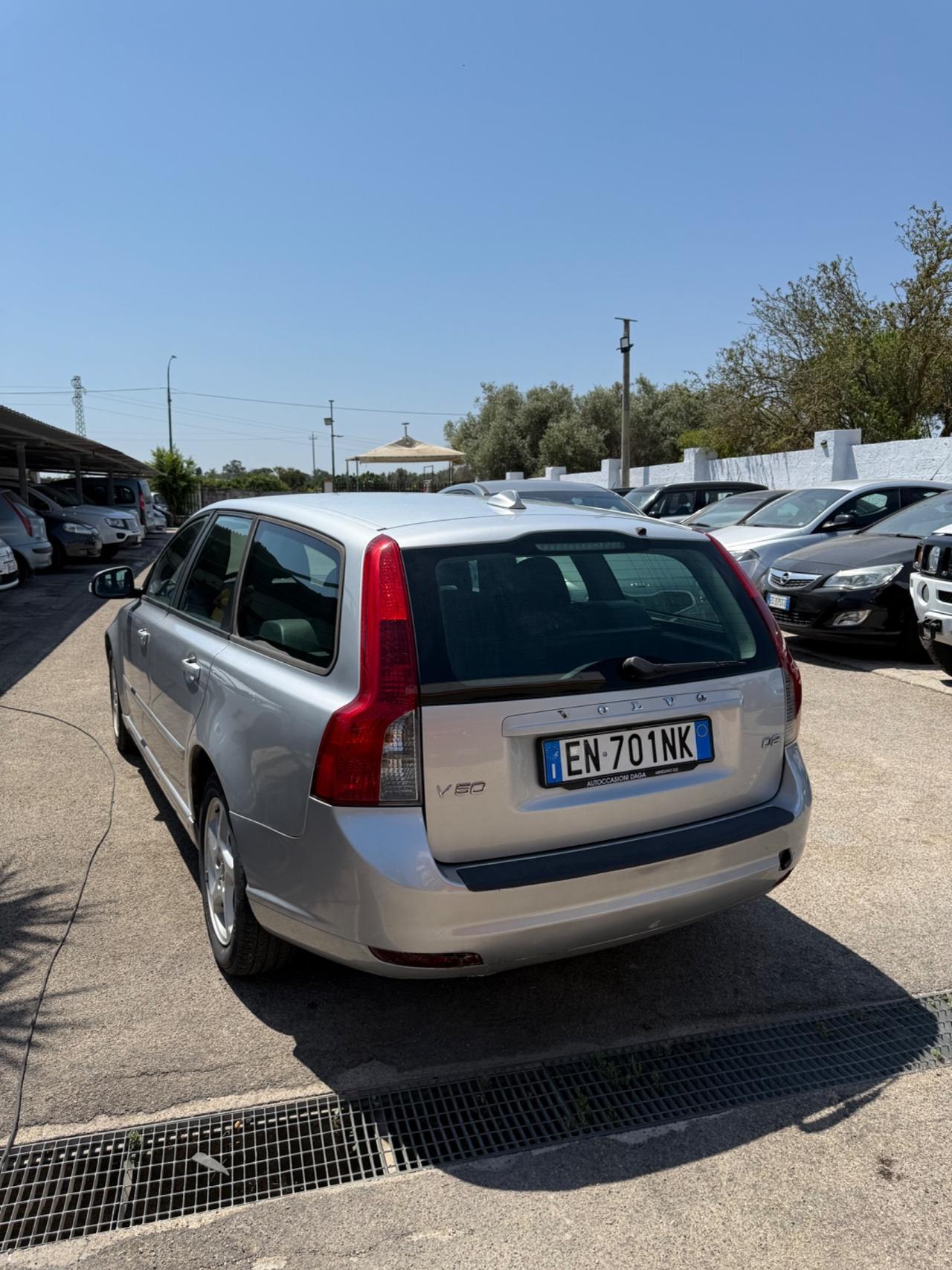 Volvo V50 D2 R-design