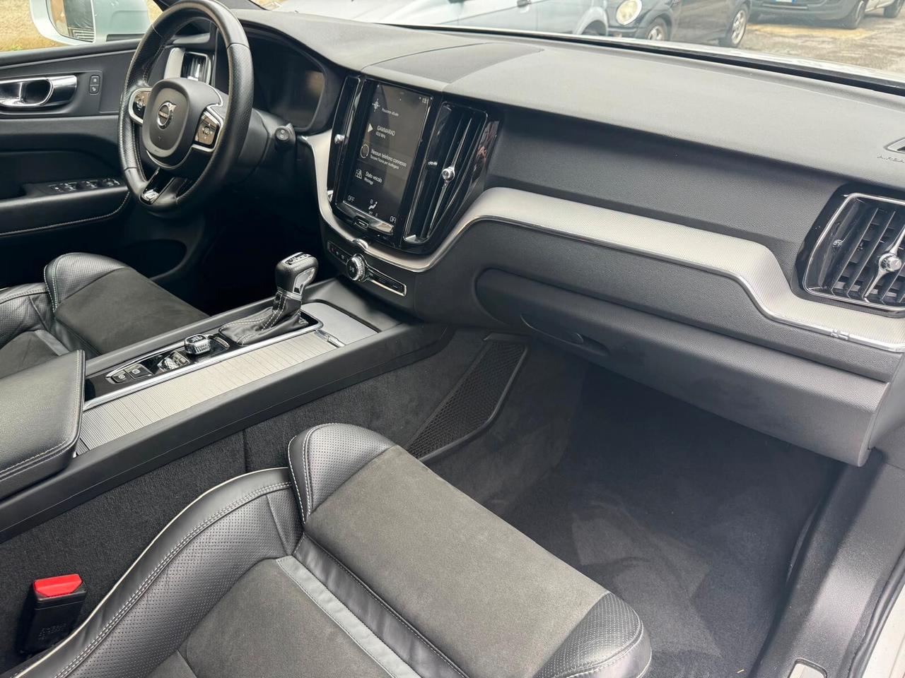 Volvo XC 60 XC60 D4 AWD Geartronic R-design
