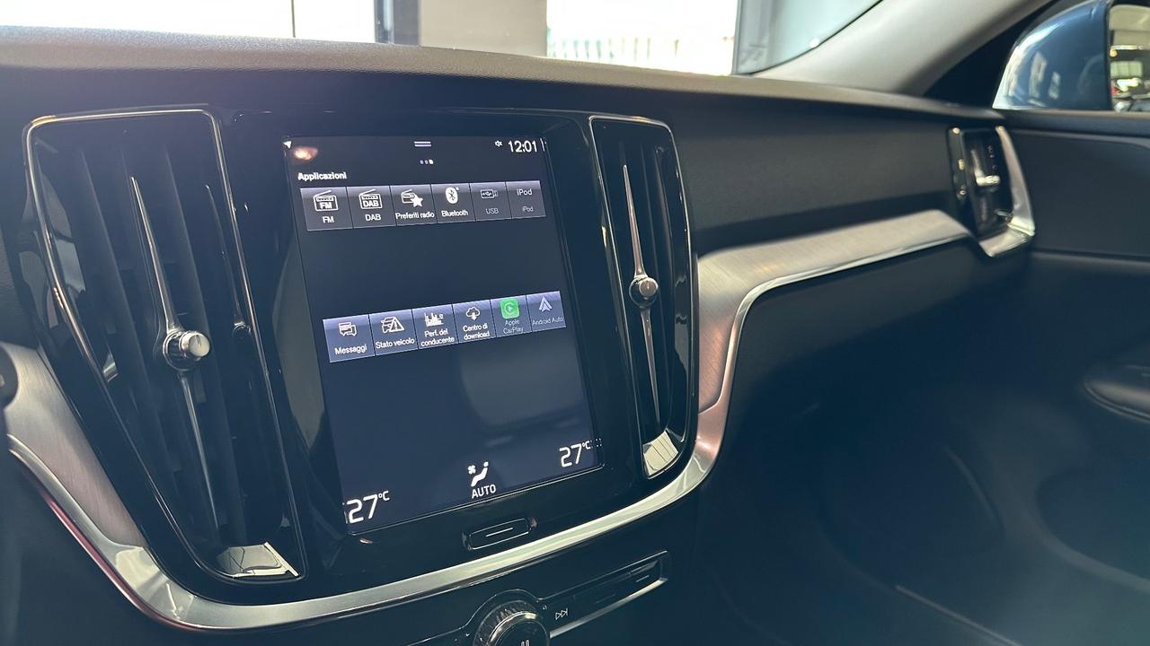 Volvo V60 B4 (d) Geartronic Momentum CROSS COUNTRY 4X4