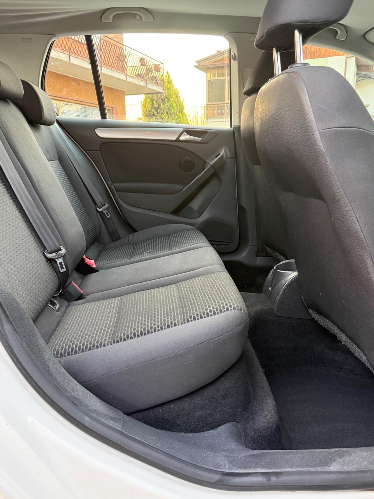 Volkswagen Golf 1.6 TDI DPF 5p. Highline