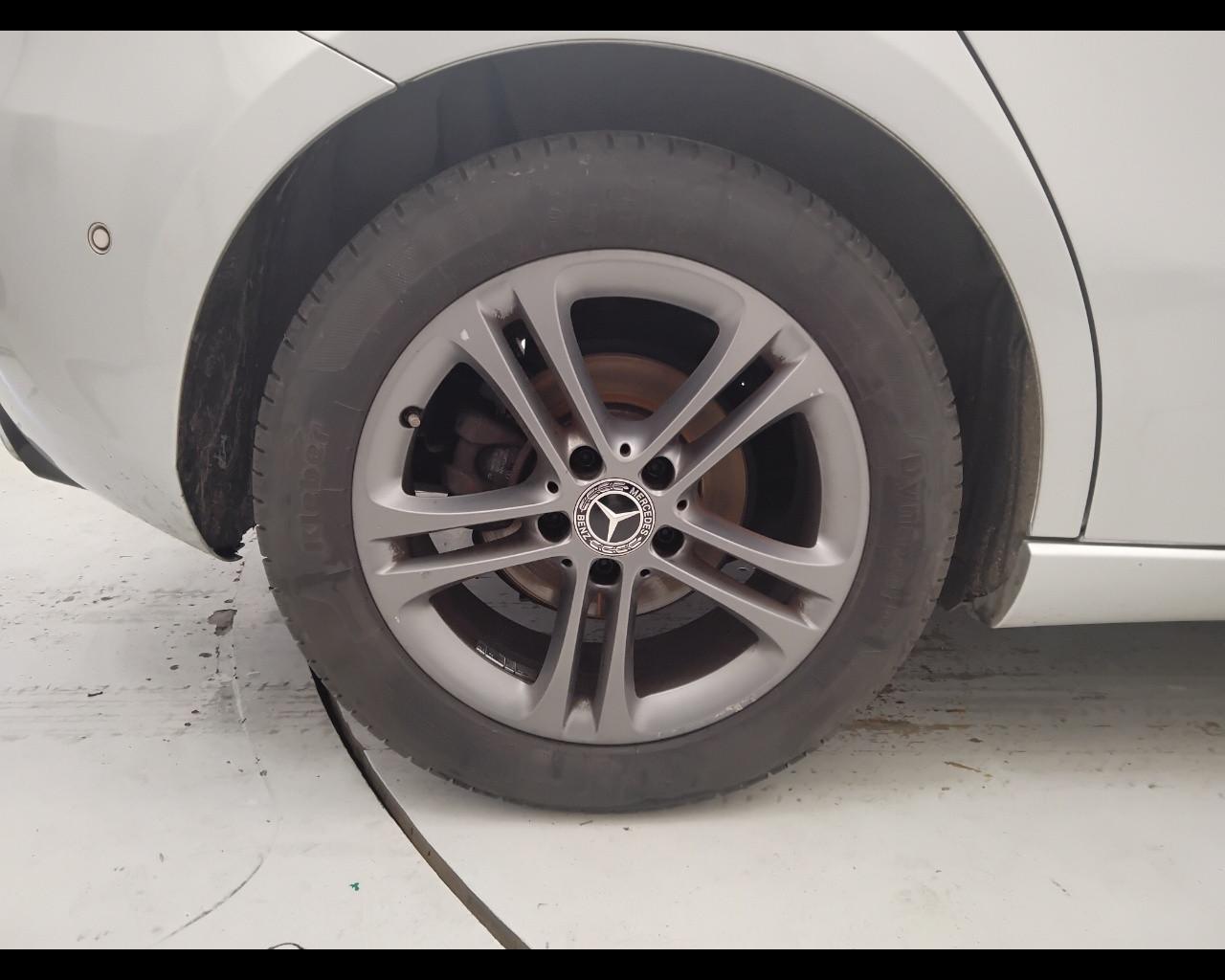 Mercedes-Benz Classe A - W177 2018 - A 180 d Executive auto