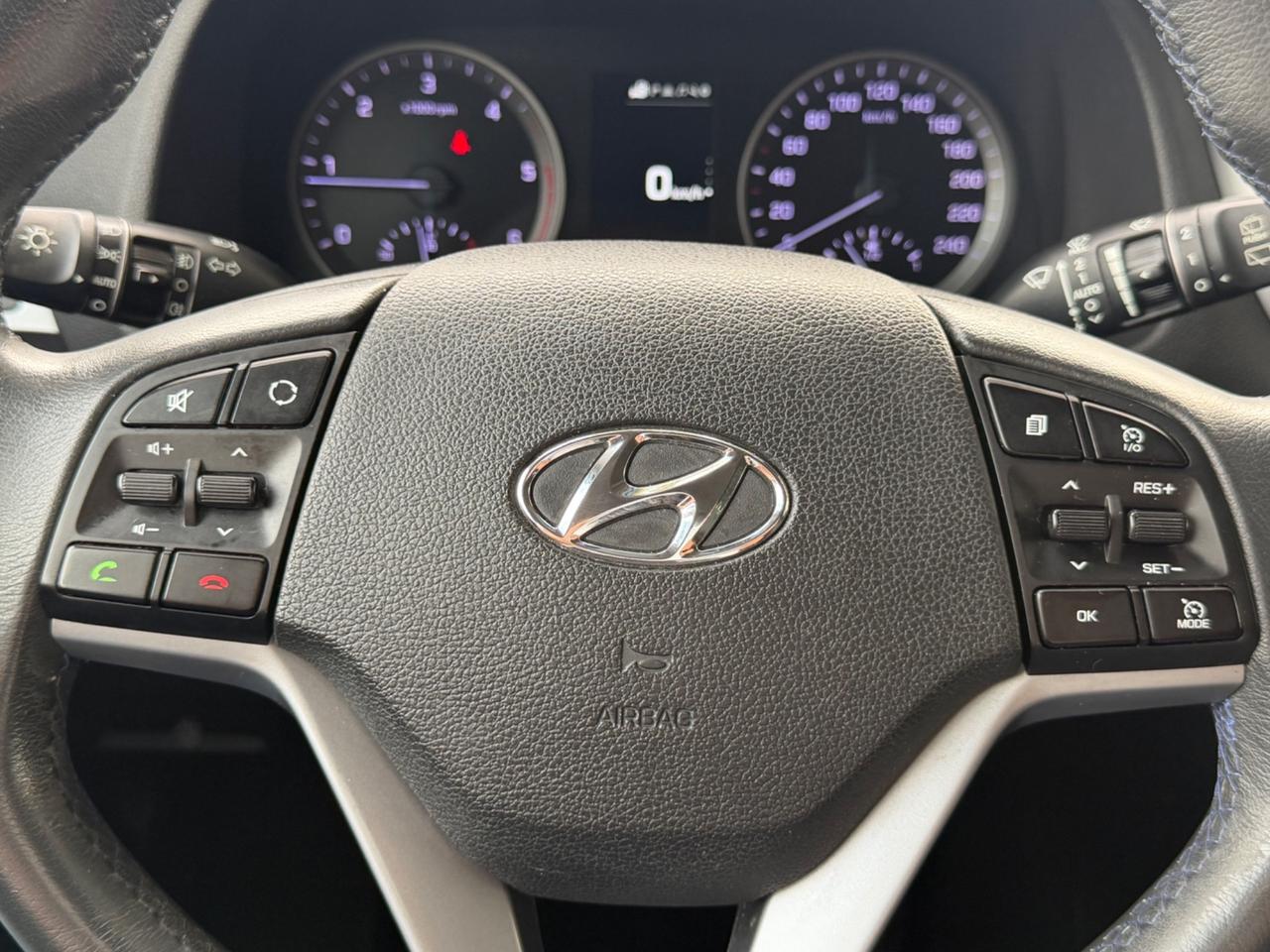 Hyundai Tucson 1.7 CRDi XPossible Garanzia 12 Mesi