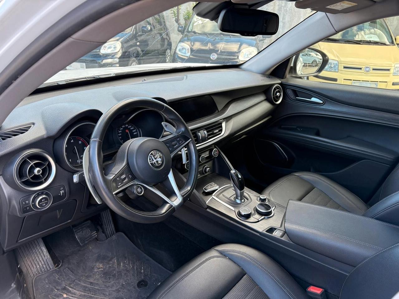 Alfa Romeo Stelvio 2.2 210cv AT8 Q4 Executive X COMMERCIANTI