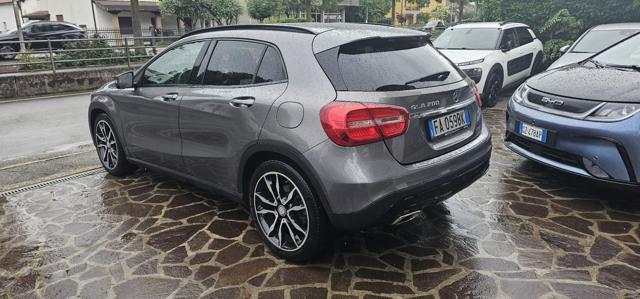 MERCEDES-BENZ GLA 200 CDI Sport