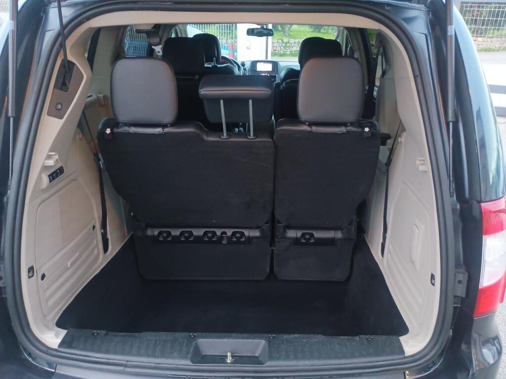 Lancia Voyager 2.8 Turbodiesel Platinum 177 CV