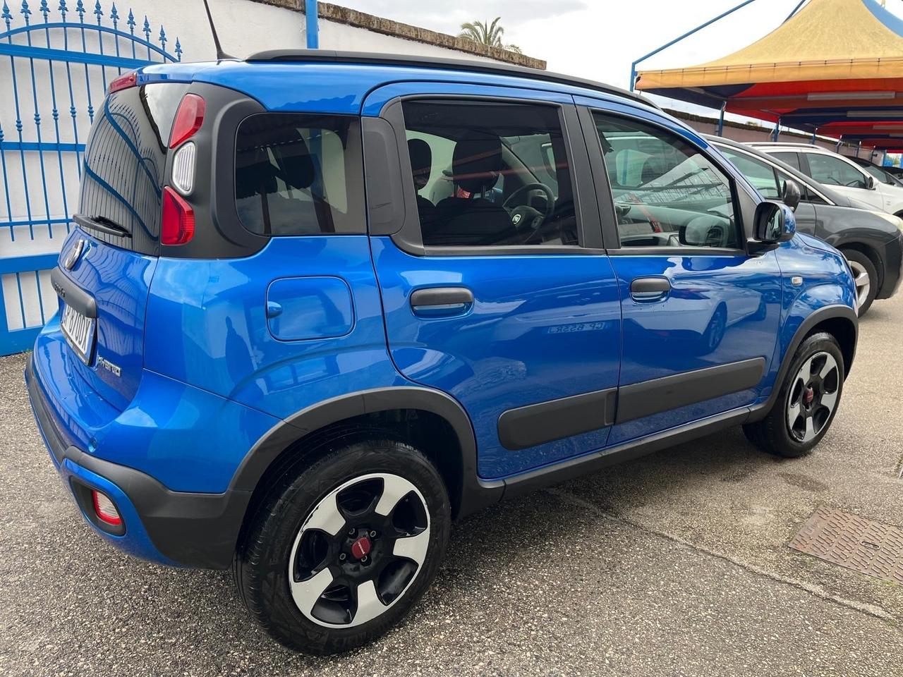 Fiat Panda Cross 1.0 fire fly hybrid -12/2023