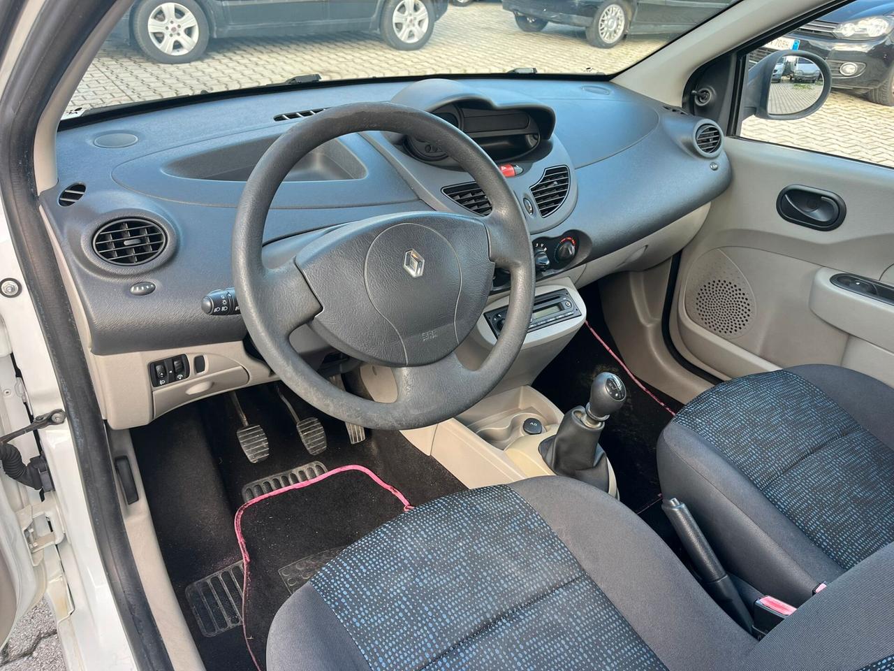 Renault Twingo 1.2 8V Dynamique