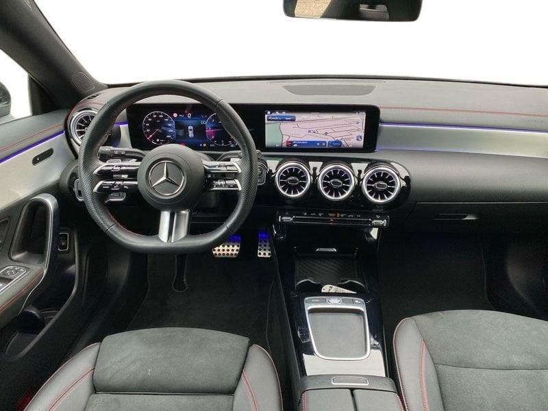 Mercedes-Benz CLA Shooting Brake 180 d AMG Line Advanced Plus auto