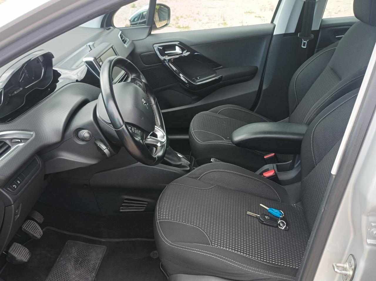 Peugeot 208 BlueHDi 75 5 porte Allure