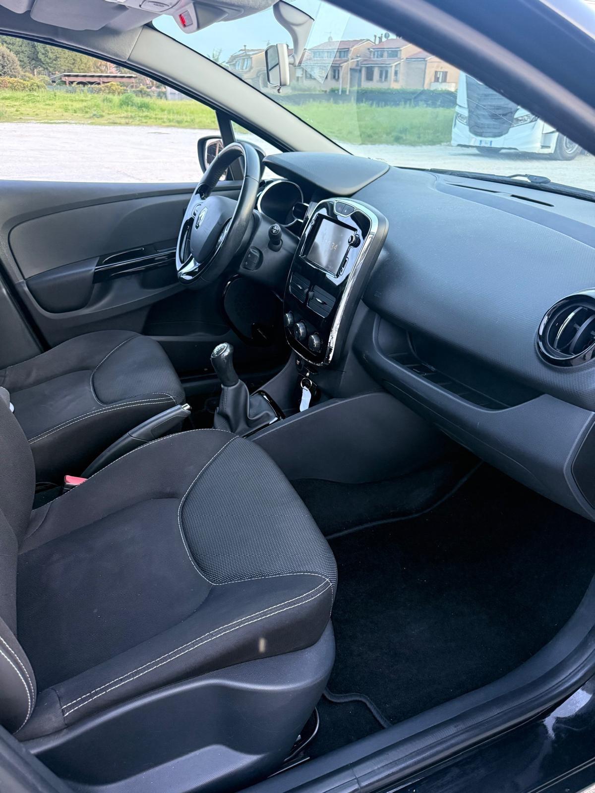 Renault Clio 1.2 Benzina GPL Neopatentati UNIPRO