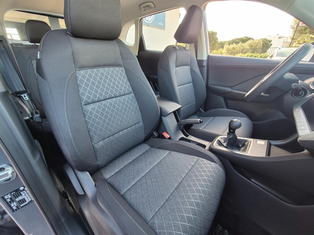 MG ZS 1.5 MT 2025 NUOVA STANDARD
