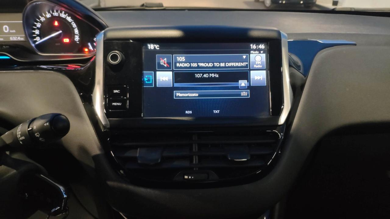 Peugeot 208 1200cc Benz 82 CV 5P