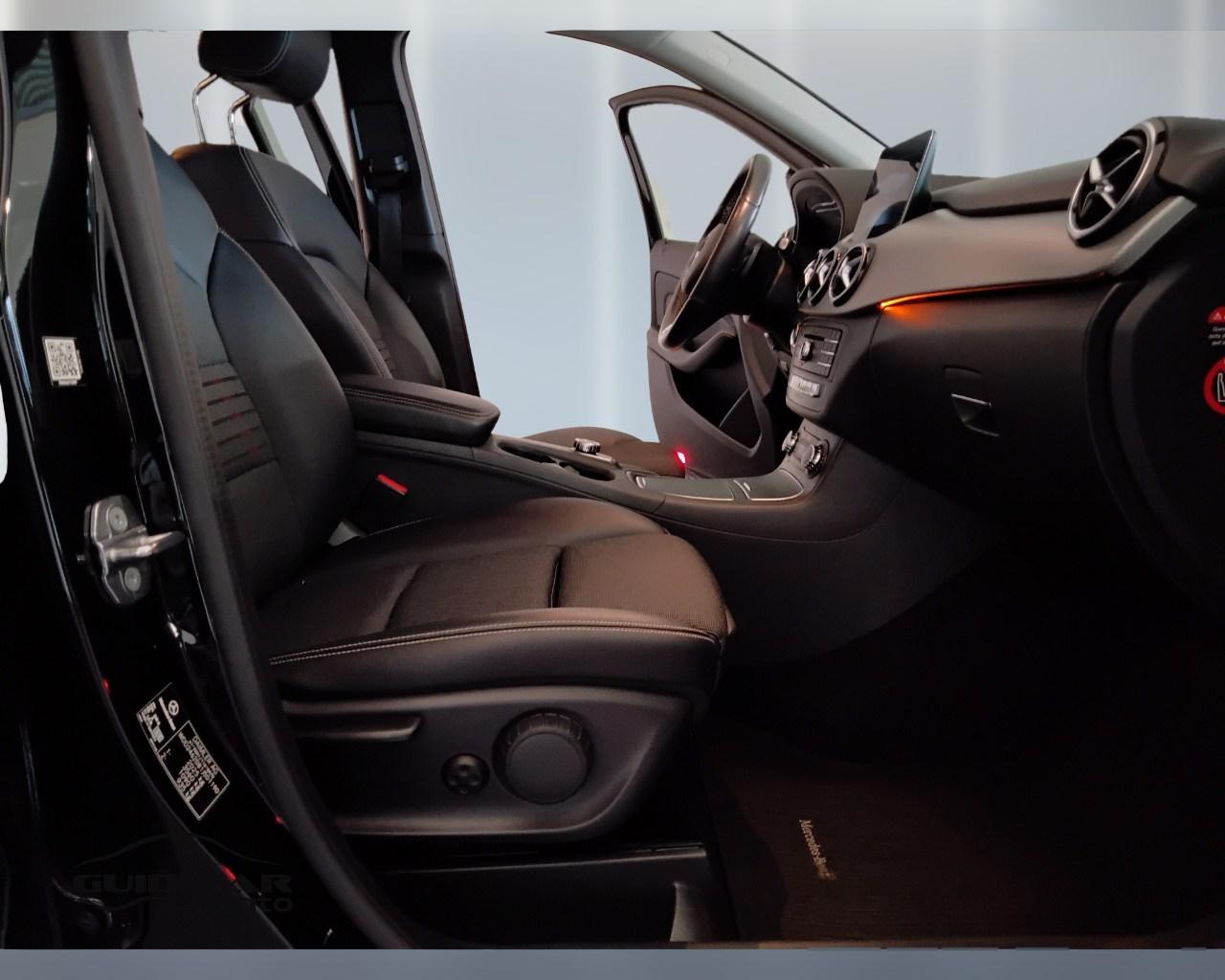 Mercedes-Benz Classe B - T246 - B 200 d (cdi) Sport auto