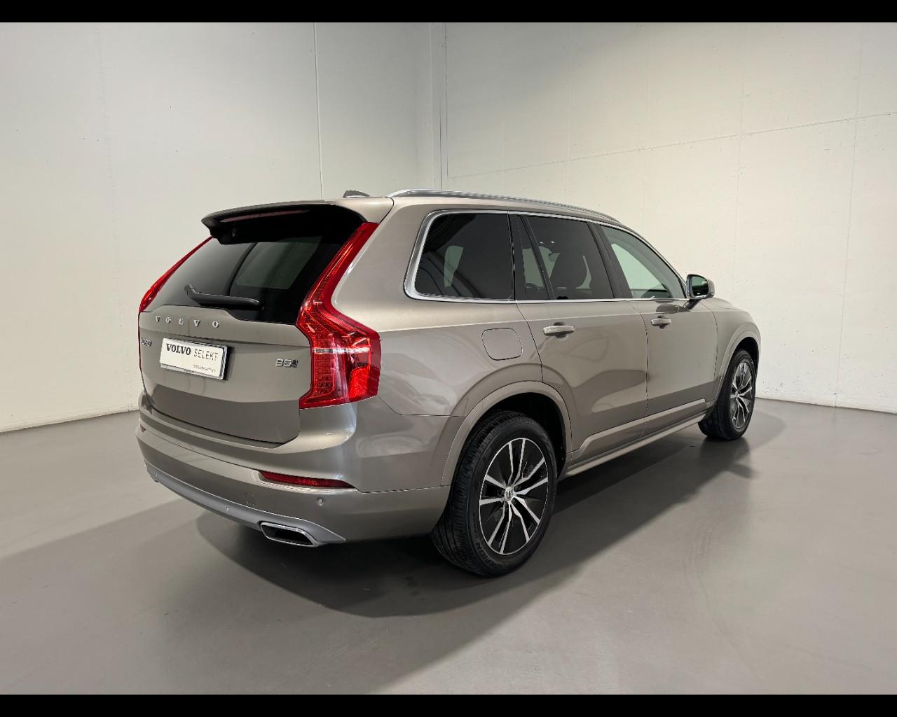 VOLVO XC90 B5 AWD MOMENTUM PRO 7P. AUTO