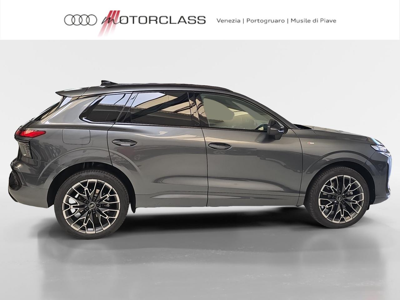 Audi Q3 2.0 tdi 150cv s line edition s tronic