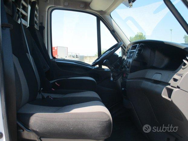 Iveco Daily 70C17 3000 170CV E5 CENTINA DA 4.50 M