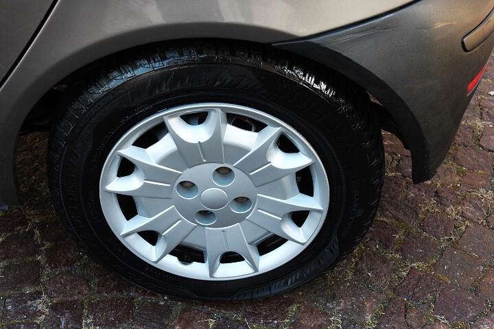 Fiat Punto Classic 1.2 5 porte MOTORE FIRE EX PENSIONATA GOMME 4 STAGIONI DA VETRINA