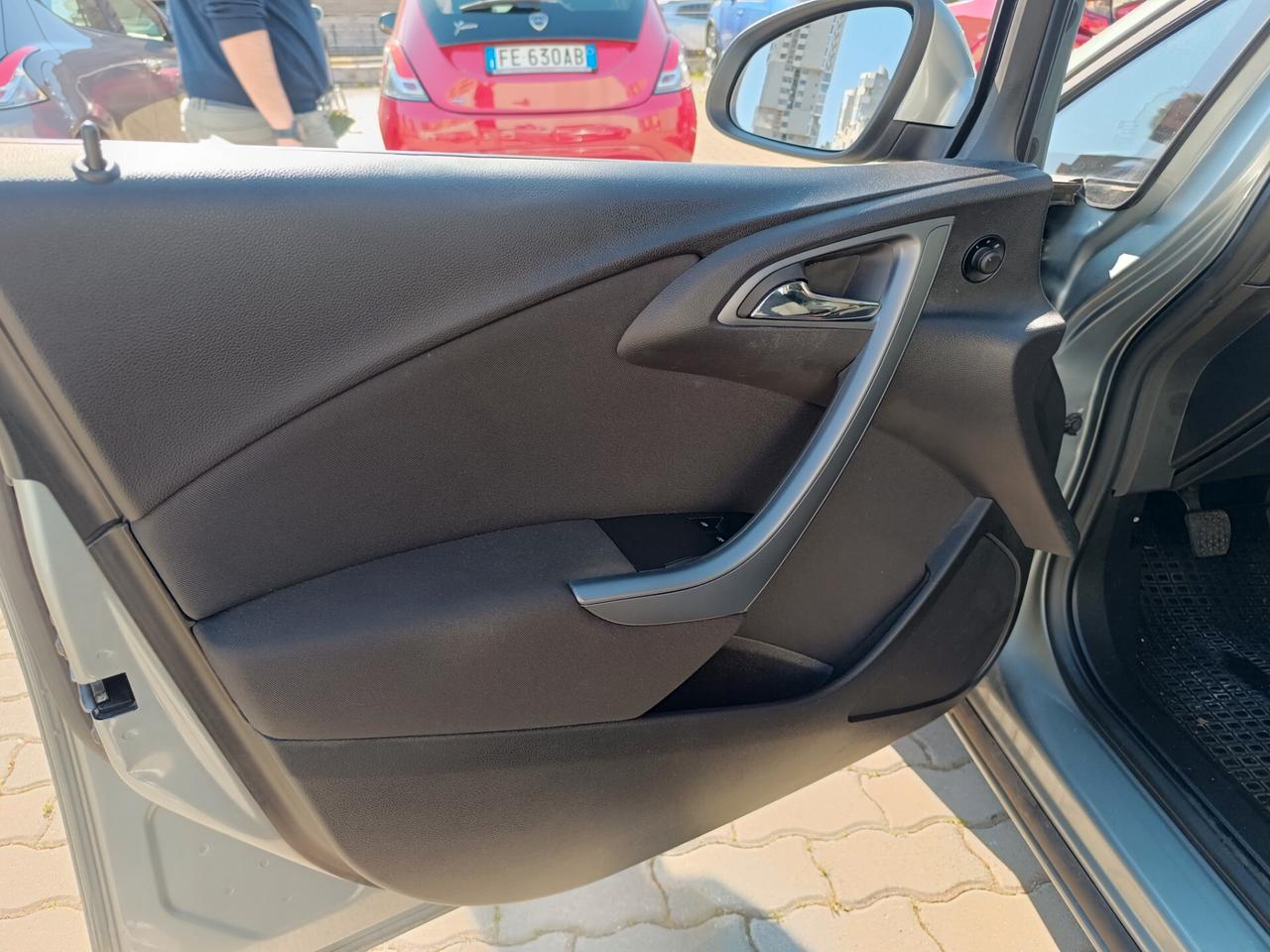 Opel Astra 1.7 CDTI 110CV 5 porte Elective