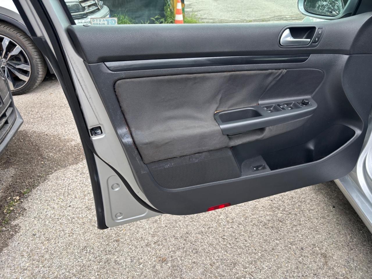 Volkswagen Golf 1.4 TSI 5p. DSG Comfortline