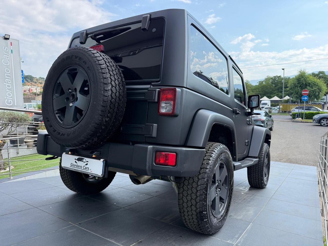 Jeep Wrangler 2.8 CRD DPF Sahara Auto rimessa a nuovo