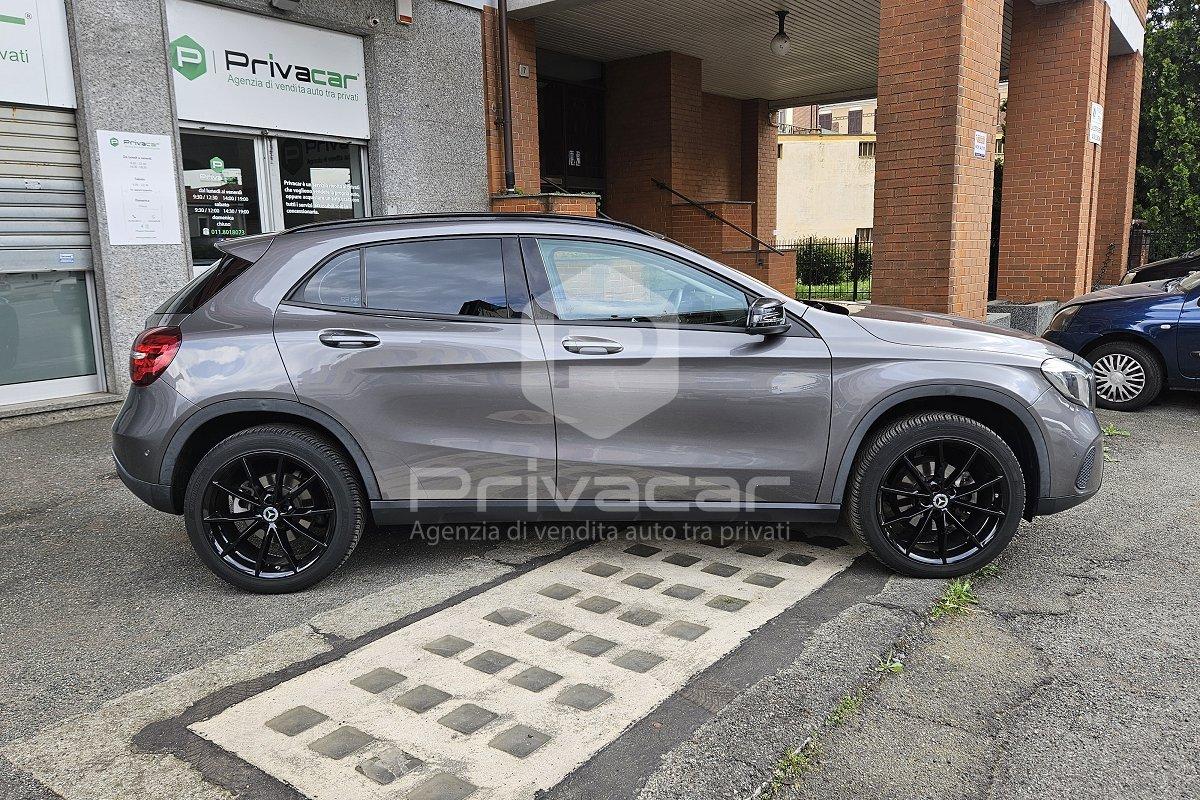 MERCEDES GLA 200 d Automatic Business Extra