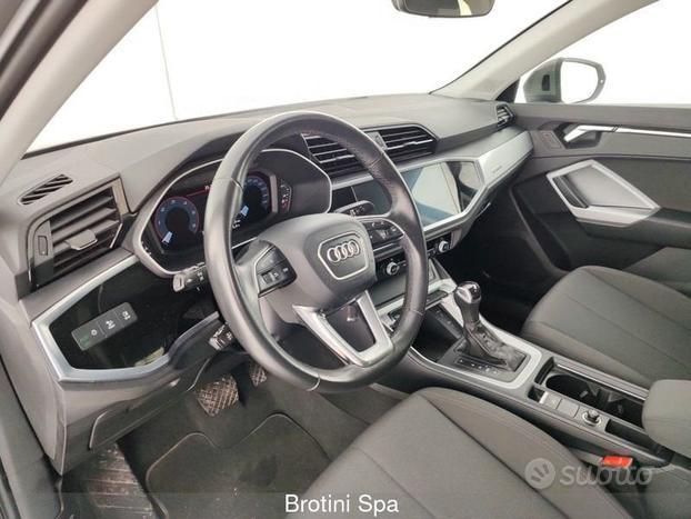 Audi Q3 SPB 35 TDI quattro S tronic Business Plus