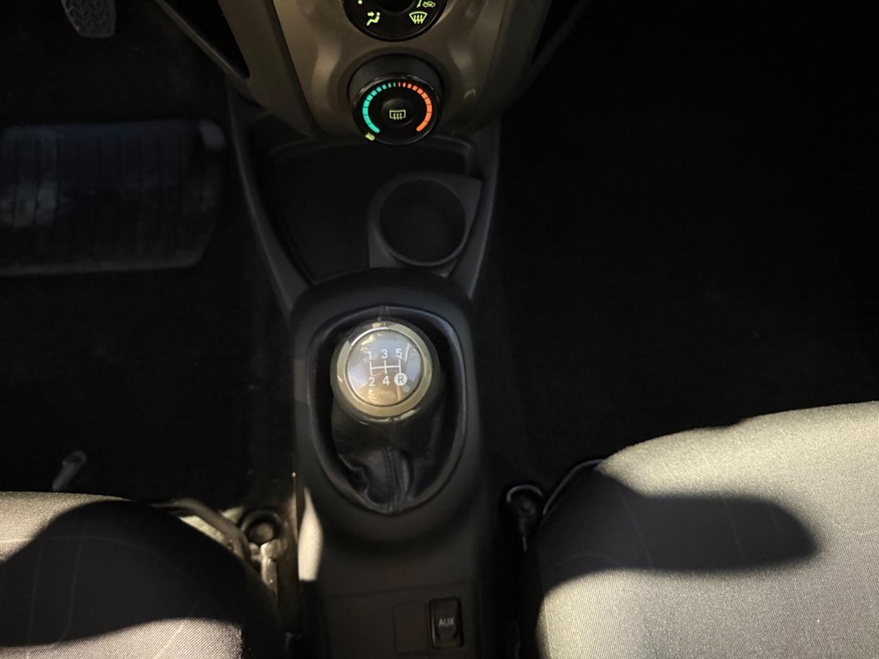 Toyota Yaris 1.0 5 Luxury Pack