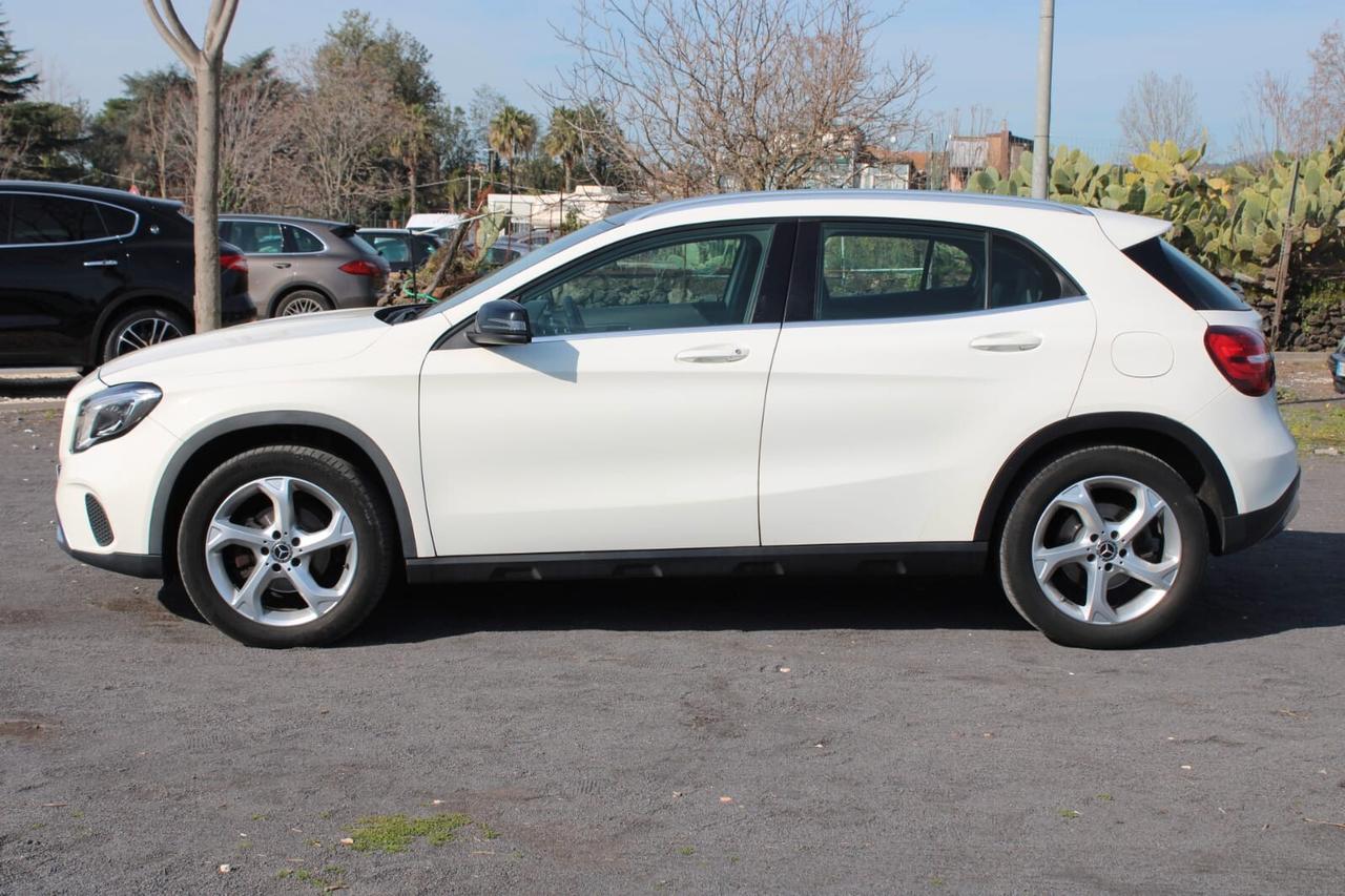 Mercedes-benz GLA 200 d Tua A SOLI 251€ Automatic Premium