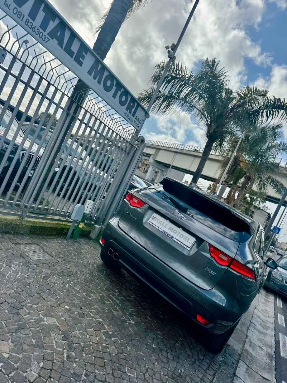 Jaguar F-Pace 2.0 D 180 CV R-Sport