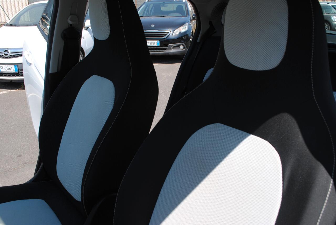 SMART FORFOUR 1.0 71 CV