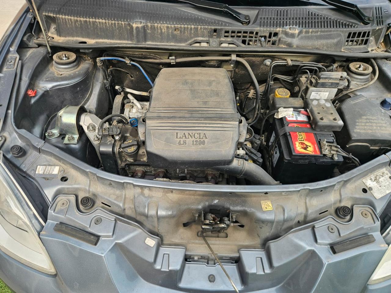 Lancia Ypsilon 1.2 Oro