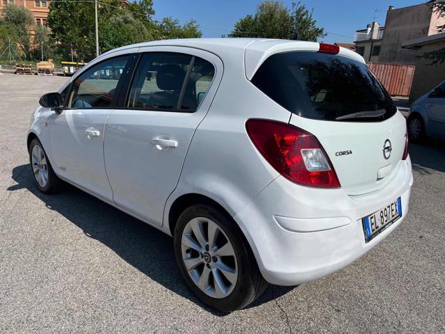 OPEL Corsa 1.3 CDTI 95CV Motore batte neopatentati