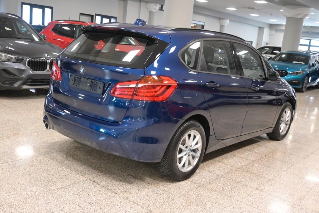 BMW 216D ACTIVE TOURER 116CV STEPTRONIC BUSINESS ADVANTAGE ( FARI LED - PELLE - CRUISE - NAVI - PARK ASSISTANT - TELECAMERA POST. )