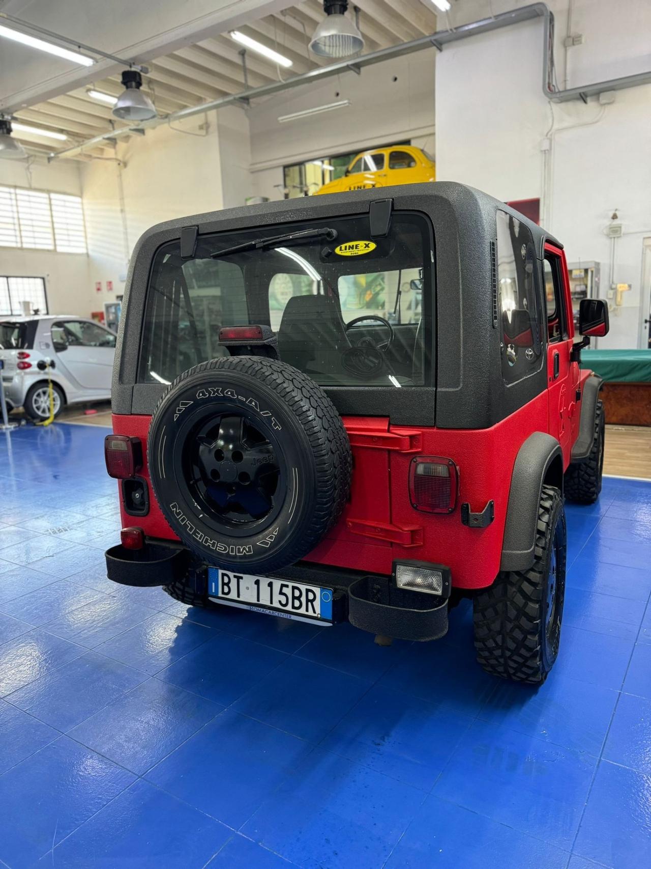 Jeep Wrangler 2.5 cat Soft top (EU)
