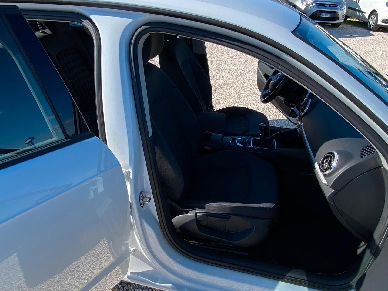 Audi A3 SPB 1.6 TDI clean diesel Business