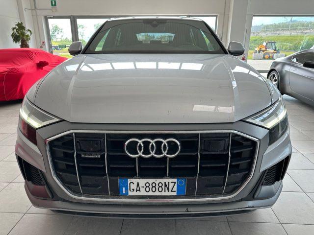 AUDI Q8 50 TDI 286 CV quattro tiptronic Sport