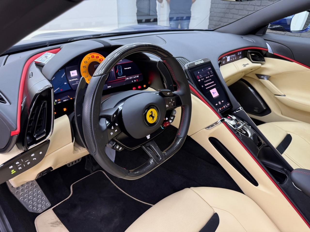 Ferrari Roma 3.9 620cv italiana unicopro garanzia 7 anni full